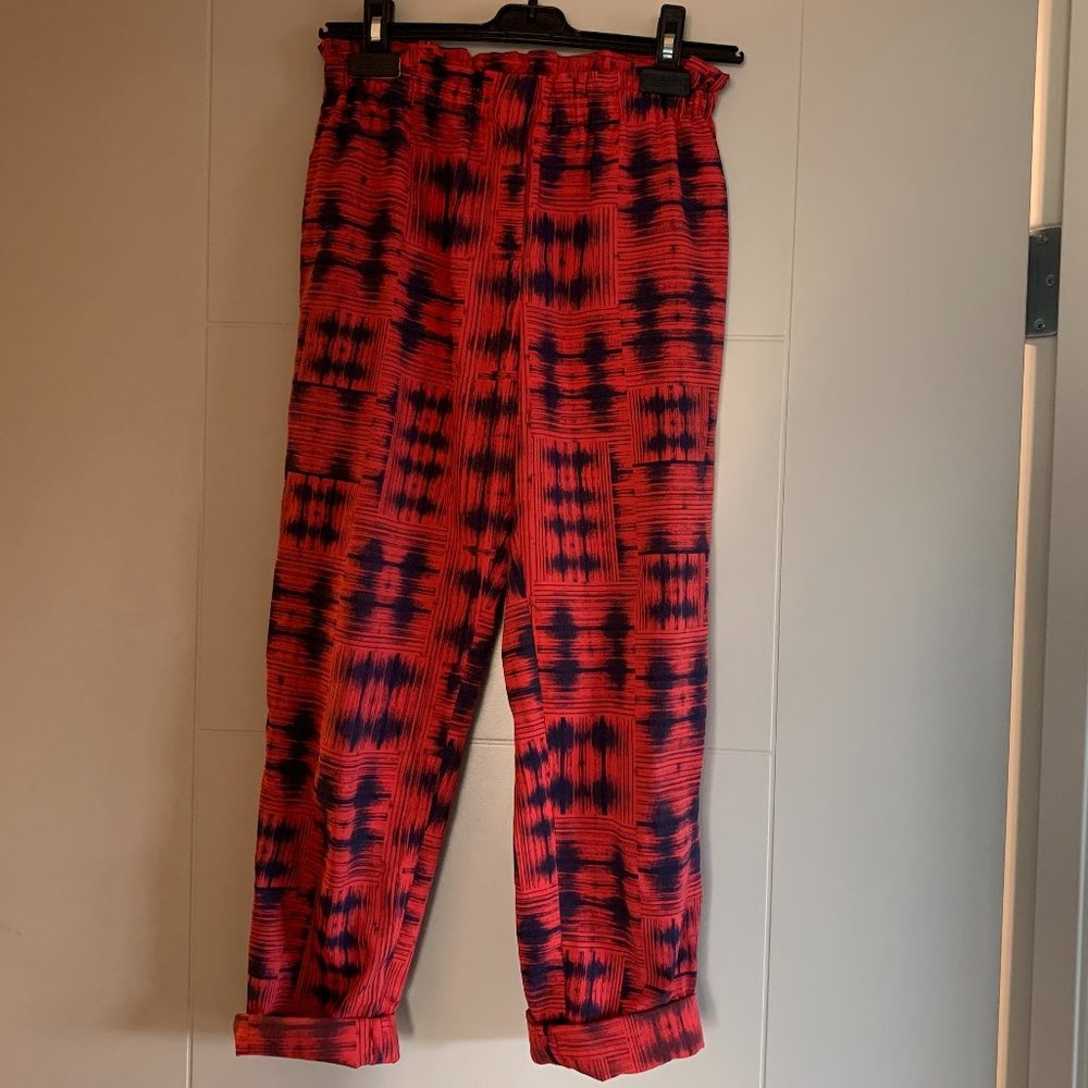 BCBG Maxazria XS Light Red and Blue Pants